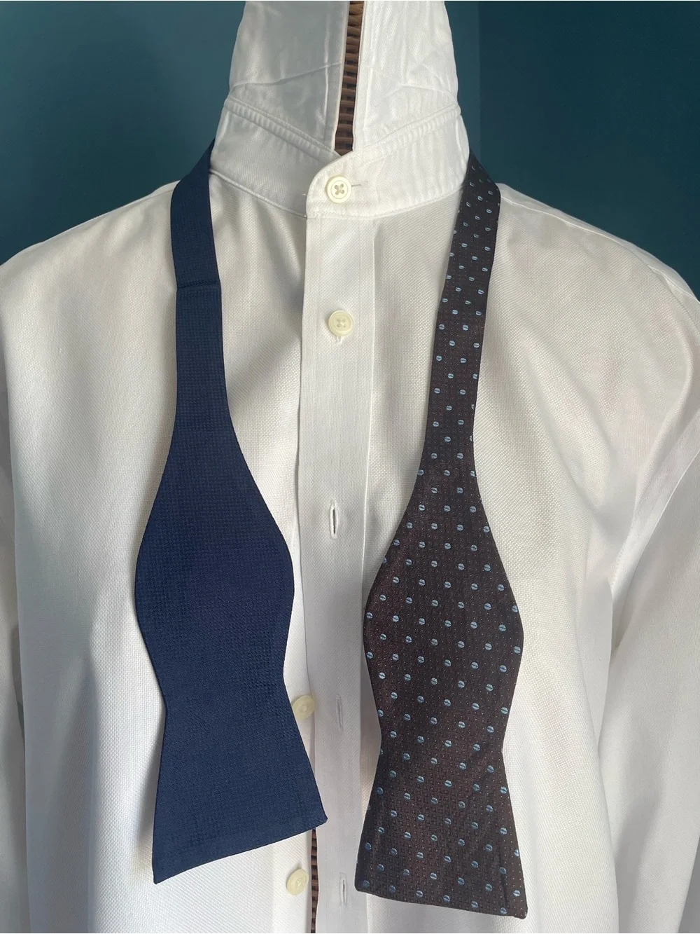 JOE Joseph Abboud Bow Tie Two Tone Self Tie Navy Brown Blue Dot 100% Silk